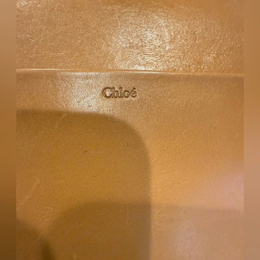 Authentic Chloé Tan Leather Bow Clutch Gold Hardware Flap Envelope Bag - Picture 5 of 14